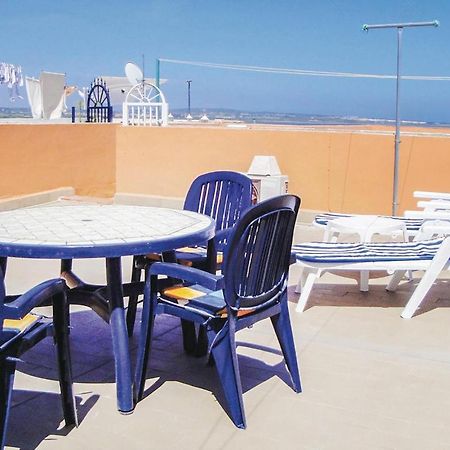 Amazing Apartment In Torrevieja With Kitchen Exterior foto